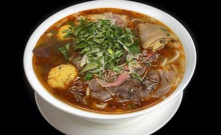 S4. Hue Style Special Vermicelli Soup (特别顺化粉) (Fri/Sat/Sun Only)